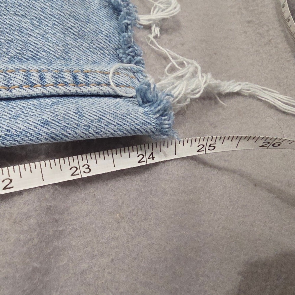 Zara High Waisted Straight Leg Jeans Light Wash Raw Hem Blue Denim Size 6 US 28 - Picture 5 of 7